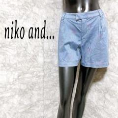 [niko and...] ニコアンド ショートパンツ 花柄 カジュアル ブルー