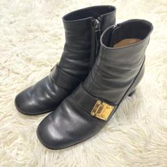 ✨美品✨ルイヴィトン　ショートブーツ　チャンキーヒール　ゴールドバックル　23 ✨美品✨ルイヴィトン ショートブーツ チャンキーヒール