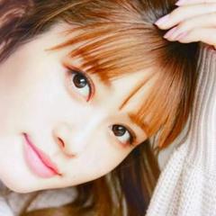 直筆サイン入りブロマイド 生見愛瑠 山之内すず 山之内すず 直筆サイン入りカレンダーの通販 by DKD｜ラクマ