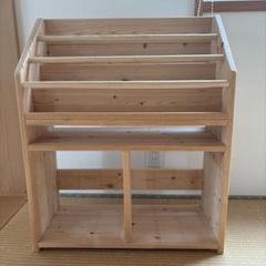 ☆ひろわらい☆プロフ必読❢　絵本棚　おもちゃ棚　木製棚　ハンドメイド 本棚・絵本棚・マガジンラック のおすすめ人気通販｜Creema