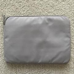 MacBook Air ケース (13.3/13.6インチ) グレー