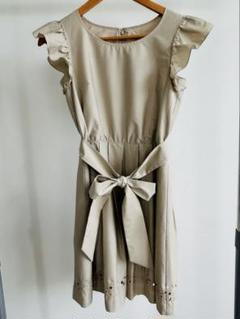 【L'EST ROSE】レストローズ　薄ベージュワンピース リボン付き　サイズ2