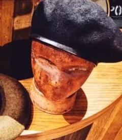 THE H.W.DOG&CO. レザーパイピングベレー