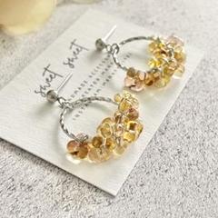 ハニー＊*チェコビーズのミニリングピアス　ハンドメイド