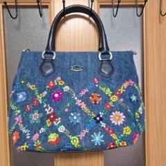希少・美品✨シンクビー ジャストハート デニム 刺繍 ビジュー ハンドバッグ 希少・美品 シンクビー ジャストハート デニム 刺繍 ビジュー