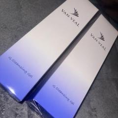新品未使用 ヴァンベール クレンジング うるツヤ美容液クレンジング｜ブルーファースト ゲル