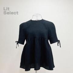 人気のYori ヨリ フクレフレアブラウス 半袖 黒 - メルカリ