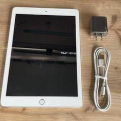 iPad第５世代32ＧＢ　Wi-Fi＋Cellularモデル