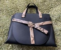 美品 希少【ロエベ LOEWE】ゲートトップハンドル パイソン A4新品同様