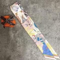 美品　エルメス　ツイリー　プレシャスパラダイス　ホワイト　スカーフのサムネイル