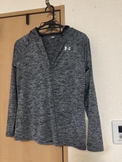 Under Armour フード付きトップス SM グレー系