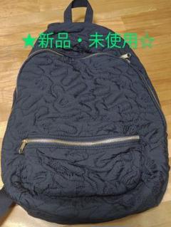 ✳️新品　未使用　ミッキー　キルティング　リュック　黒　ディズニー