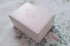 さらにお値下げ 美品イマン ダイアローズ 10th 限定オルゴールBOX さらにお値下げ 美品イマン ダイアローズ 10th 限定オルゴール