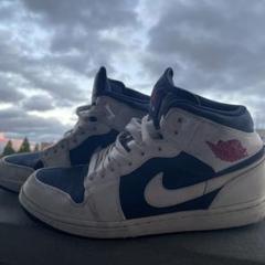 nike aj1 mid