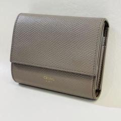 2025年最新】celine セリーヌ 三つ折り財布の人気アイテム