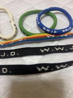 W.W.J.D. ロゴ入りブレスレットセット