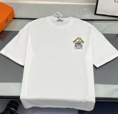 LOEWE ホワイト刺繍デザインTシャツ - メルカリ