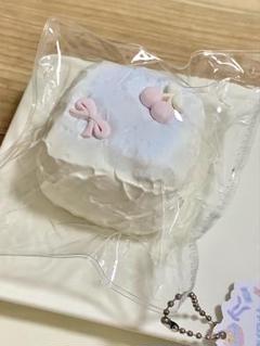 海外スクイーズ ミルクブロックケーキ 【クリーム感】