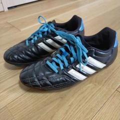 adidas サッカーシューズ ブラック/ホワイト/ブルー25.5