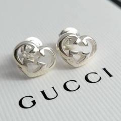 グッチ GUCCI ハートモチーフ スタッド ピアス シルバー (GUCCI