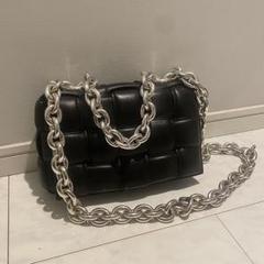 Bottega Veneta ザチェーンカセット ショルダーバッグ BLACK