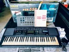 ヤマハ YAMAHA PSR-320 電子キーボードのサムネイル