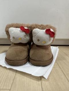 UGG Hello Kitty 花柄ムートンブーツ