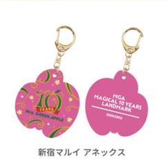 Mrs.GREENAPPLE 新宿マルイ　ピンク アクリルキーホルダー　ミセス