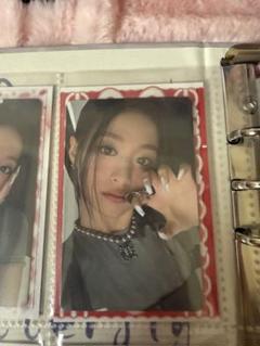 BABYMONSTER アヒョン １周年アニバーサリー ktown4u トレカB BABYMONSTER ktown4u ラキドロ B Ver. アヒョン トレカ - メルカリ