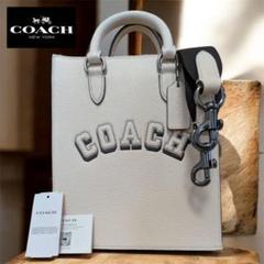 ✨希少完売品✨ 新品 COACH コーチ ディラン トートバッグ ショルダーのサムネイル