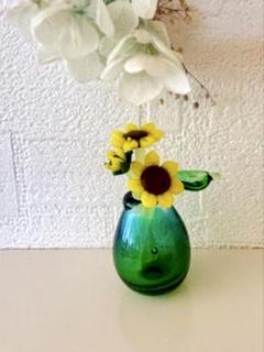ガラスのちび花瓶☆