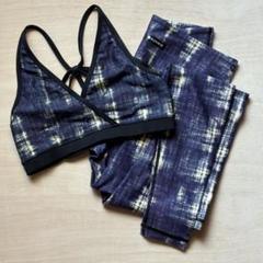 M相当【極美品】AUMNIEアムニー トップス レギンス上下セット ネイビーのサムネイル