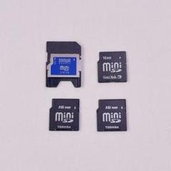 TOSHIBAなど miniSDカード 3枚　アダプター 1枚 セットのサムネイル