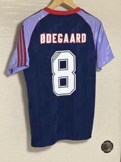 アーセナル ØDEGAARD 8番 ユニフォームMサイズ アーセナル ØDEGAARD 8番 ユニフォームMサイズ - メルカリ