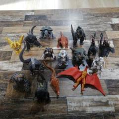 ゴジラ ガメラ バラゴン メガロ ラドン キングギドラ モゲラ