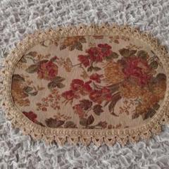 【中古】花柄楕円形マット レース縁付き 約45cm ✕ 31cm