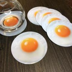 リアルな目玉焼きのコースター♪