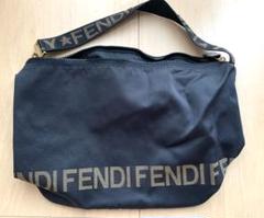 フェンディ ロゴ セミショルダーバッグ（ポーチ付き）｜FENDI