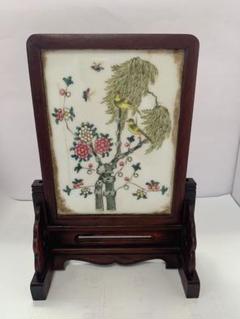 ⭕️中国　絵　中国美術 陶板画 山水 額装品　陶磁器//工芸 品/唐物/壁掛け 中国美術品 陶板画 壁掛飾り 傲霜盛開 戊辰 磁器絵 唐木枠 色絵