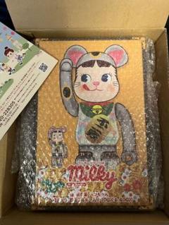 招き猫ペコちゃん銀メッキ蓄光ミルキー入り100％ & 400％のサムネイル