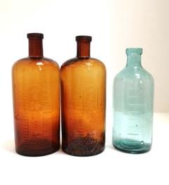 フランス　アンティーク　薬品瓶　セット　オブジェ　ビンテージ　古着屋　骨董 古い青色の薬瓶/フランスアンティーク雑貨 - ヨーロッパ雑貨