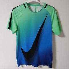 Nike グラデーションシャツ 半袖