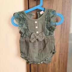 ♧新品♧オリーブグリーン レース付きロンパース　6~12М