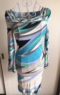 Emilio Pucci ワンピース プッチの中古 未使用品 メルカリ