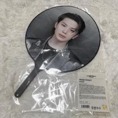 SEVENTEEN セブチ right here ライヒア ウジ うちわ
