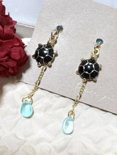 チェコガラスゆらゆらカメピアス