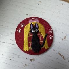 2025年最新】ジブリ刺繍缶バッジの人気アイテム - メルカリ