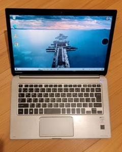 TOSHIBA dynabook KIRA V634 液晶割れ有
