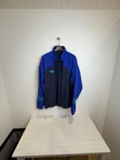 古着2.5万で購入　adidas ジップアップジャケット 青黒