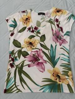 ☆極美品☆Super beautyグレー 花刺繍 ハイネックニット 長袖